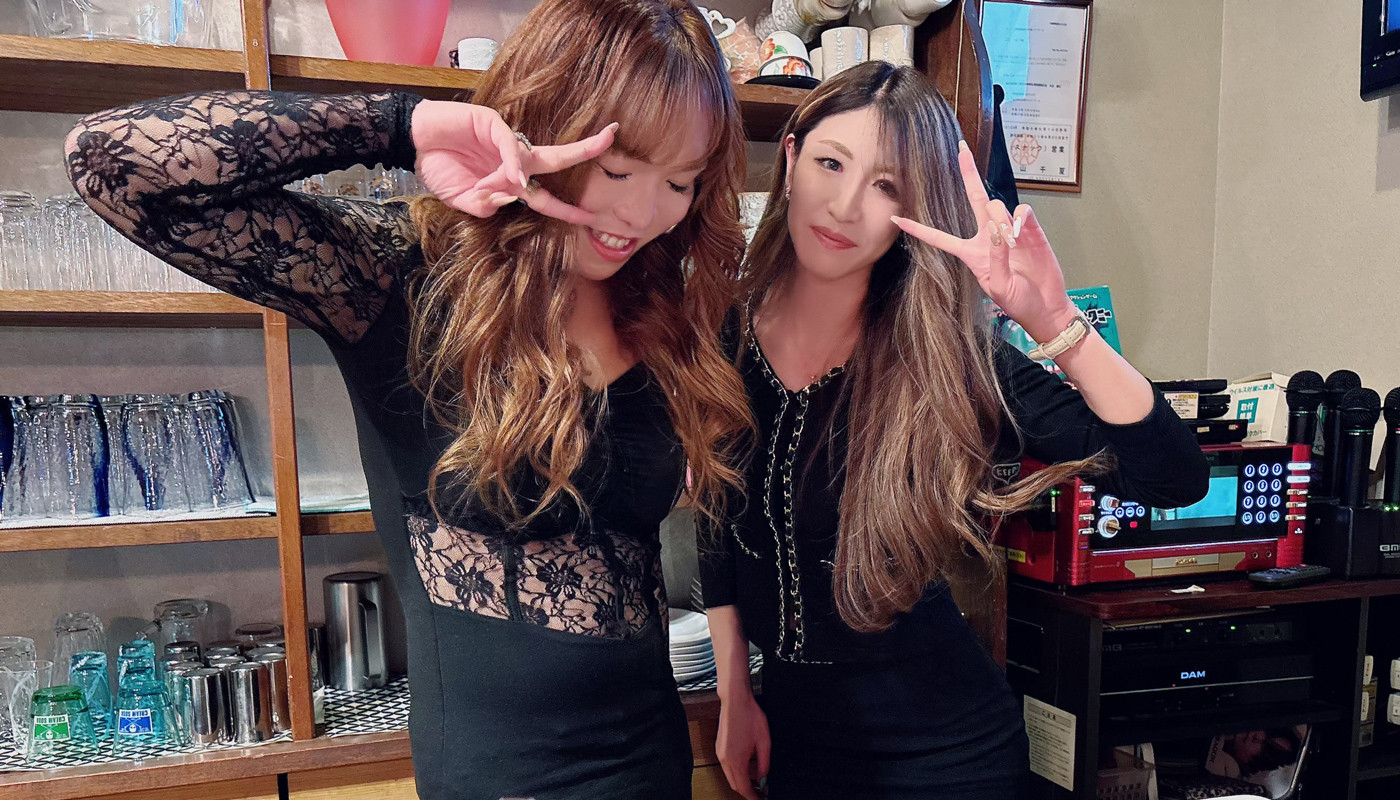 TIARA店舗イメージ