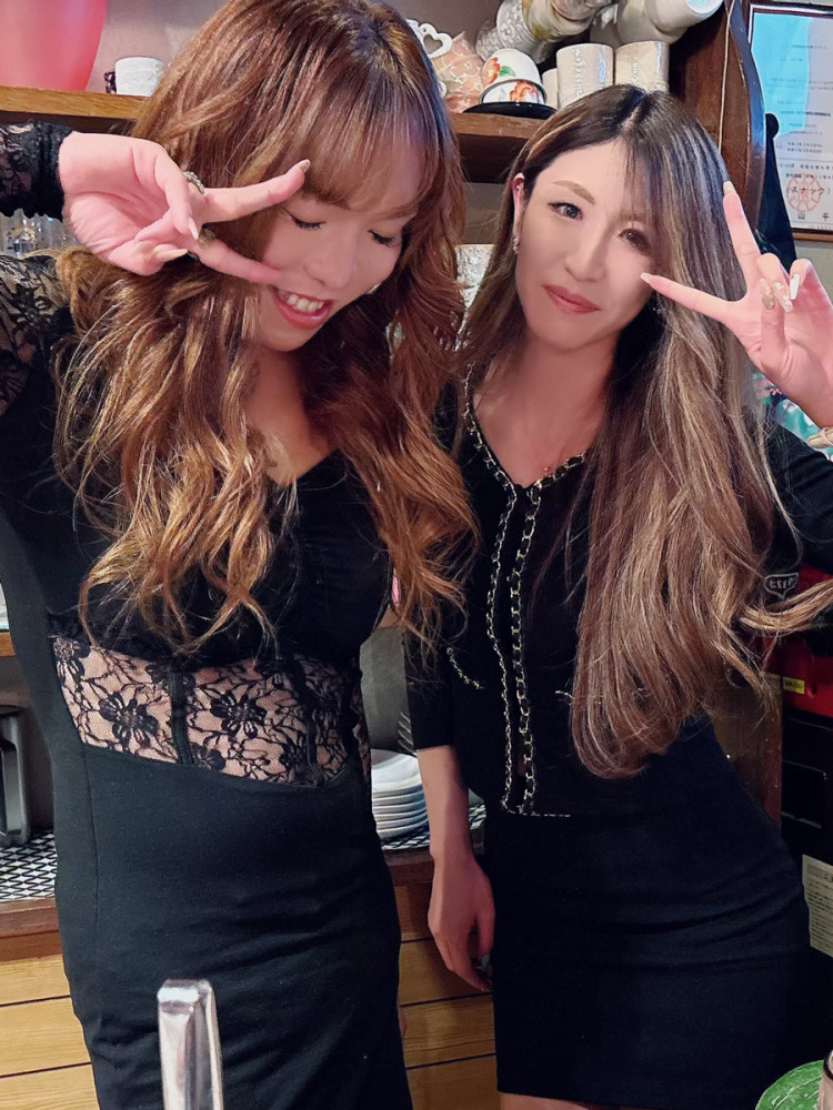 TIARA店舗イメージ