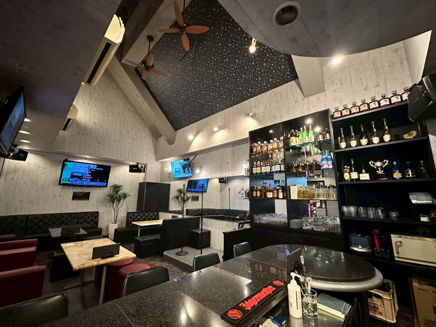 karaoke club & bar Reve店舗イメージ