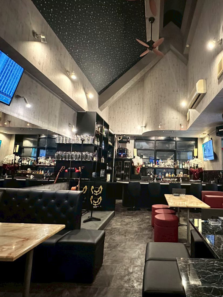 karaoke club & bar Reve店舗イメージ